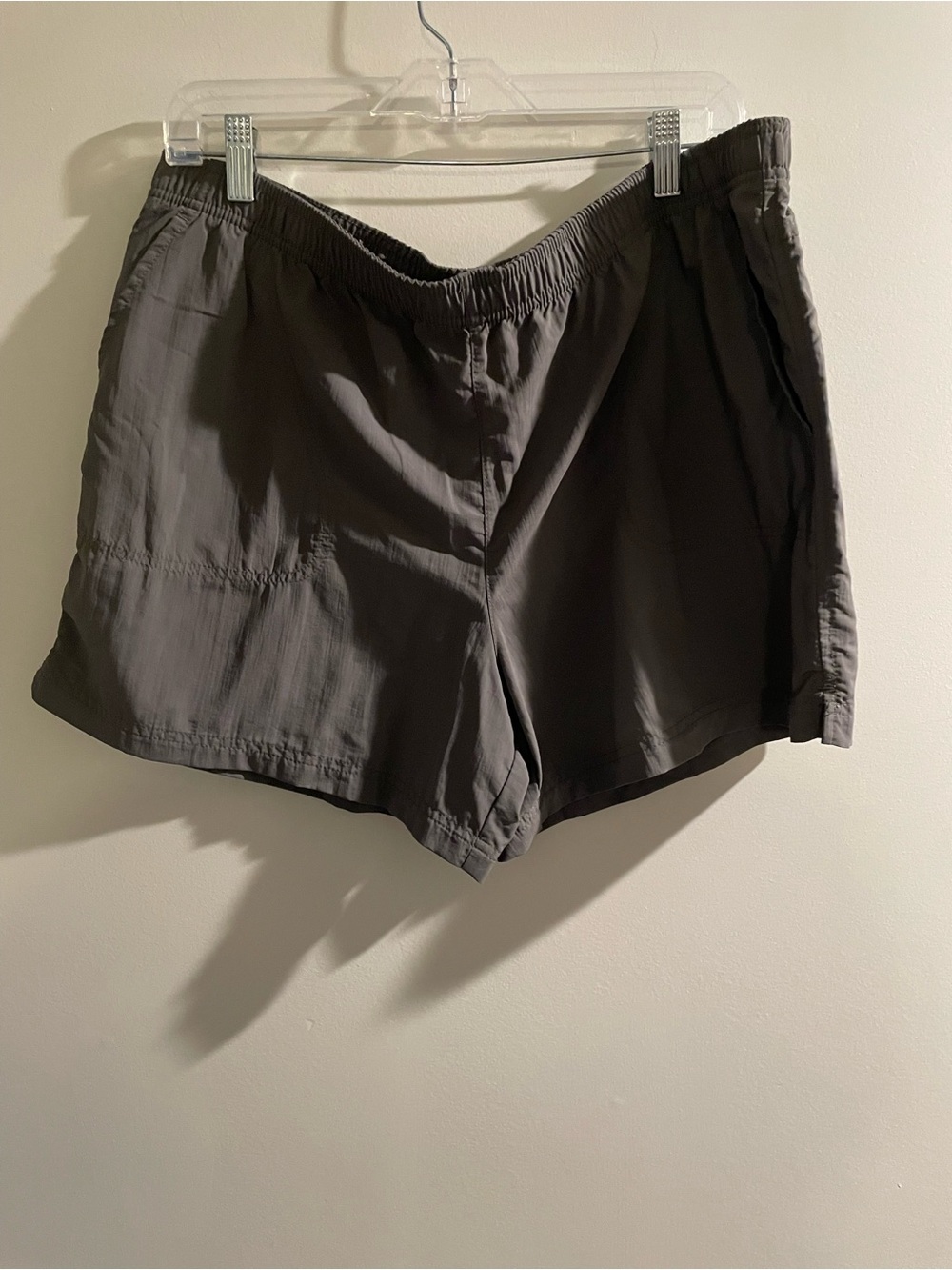 Women’s Columbia shorts XL